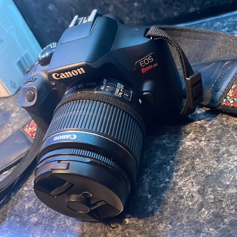 Canon EOS Rebel T6